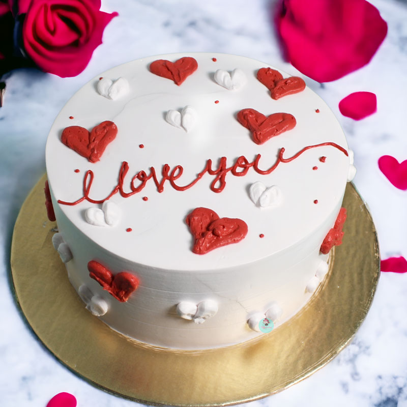 White-I-Love-You-Cake